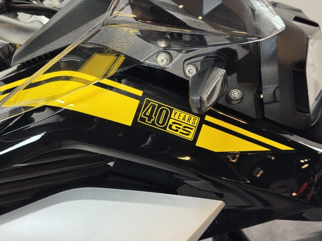 bmw - f-850-gs-adventure-40-years-edition