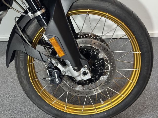 bmw - f-850-gs-adventure-40-years-edition