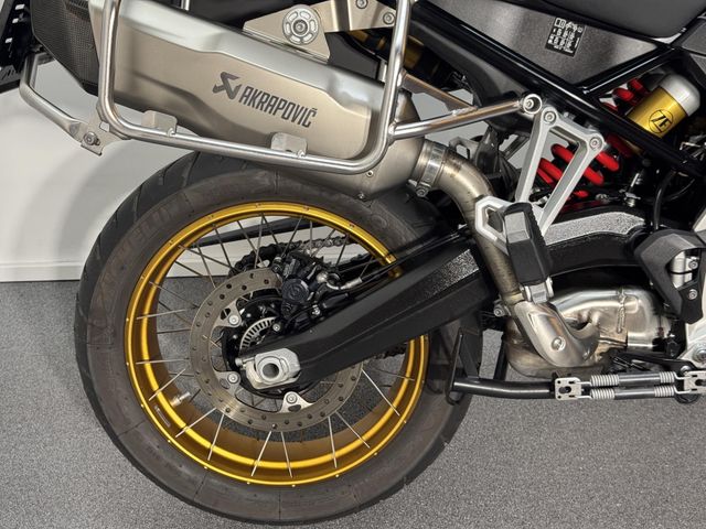 bmw - f-850-gs-adventure-40-years-edition