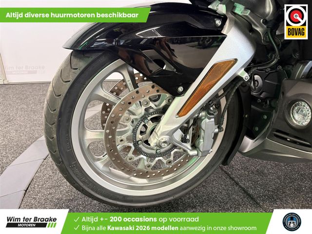 honda - gl-1800-goldwing-touring-deluxe