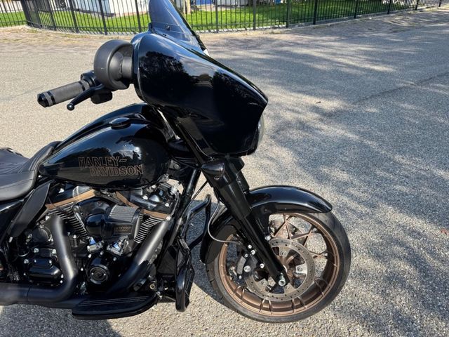 harley-davidson - street-glide-st-flhxst