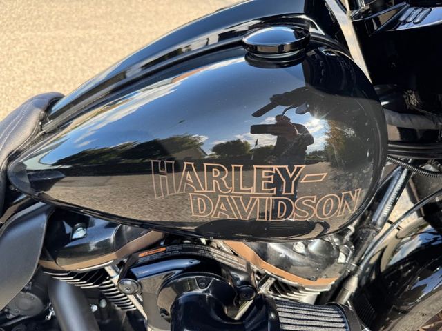 harley-davidson - street-glide-st-flhxst