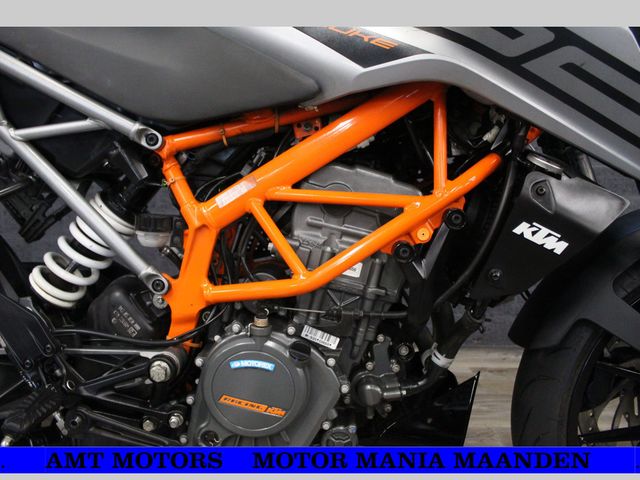 ktm - 125-duke