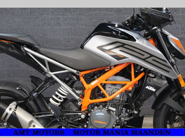 ktm - 125-duke