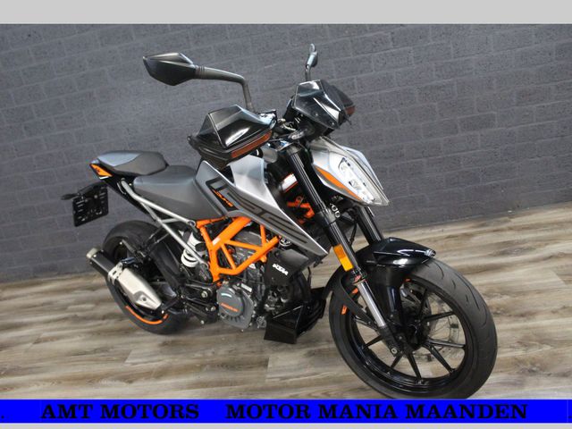 ktm - 125-duke