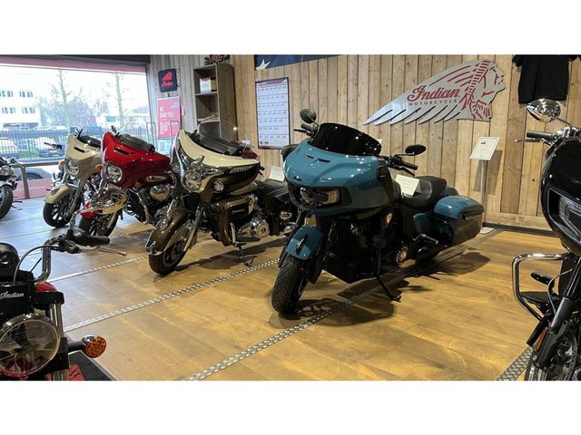 indian - challenger-dark-horse