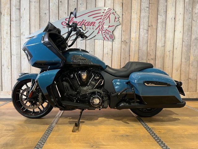 indian - challenger-dark-horse