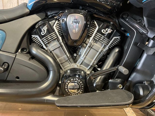 indian - challenger-dark-horse