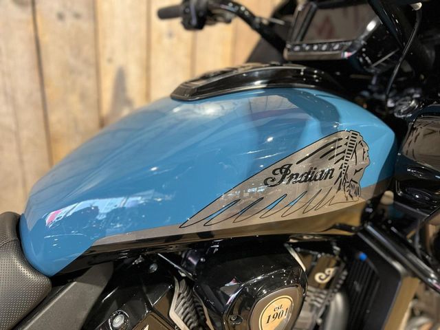 indian - challenger-dark-horse