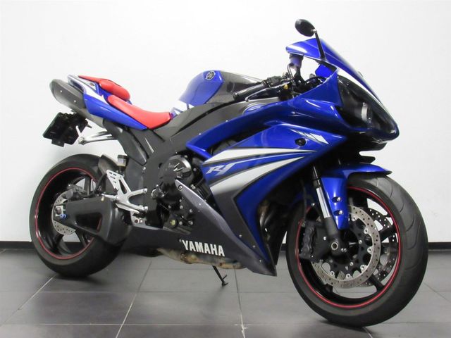 yamaha - yzf-r1