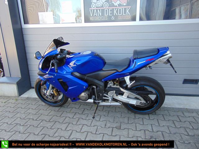 honda - cbr-600-rr