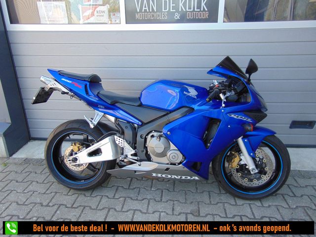 honda - cbr-600-rr
