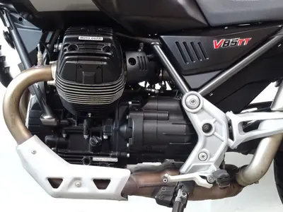 MOTO GUZZI V 85 TT – foto 4