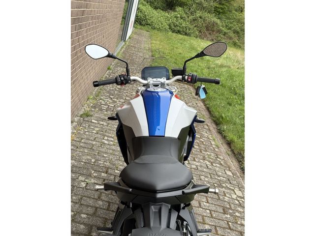 bmw - f-900-r