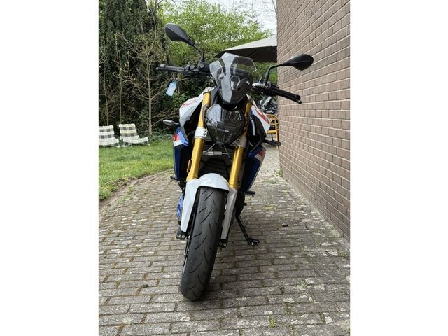 bmw - f-900-r