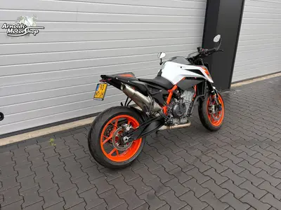 KTM 890 DUKE R – foto 4