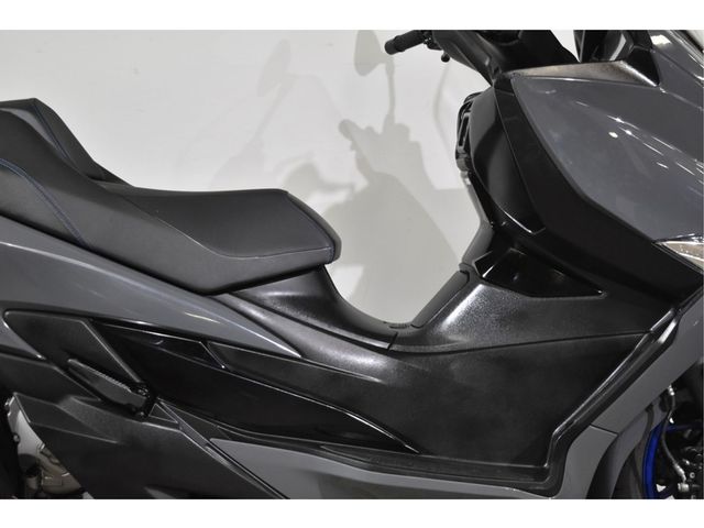 suzuki - burgman-400