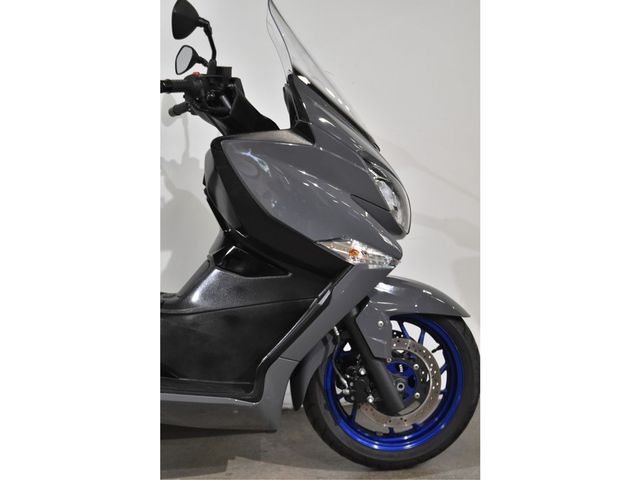 suzuki - burgman-400