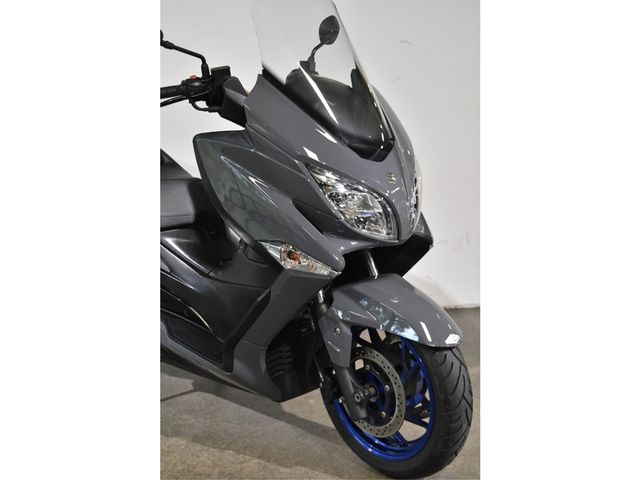 suzuki - burgman-400