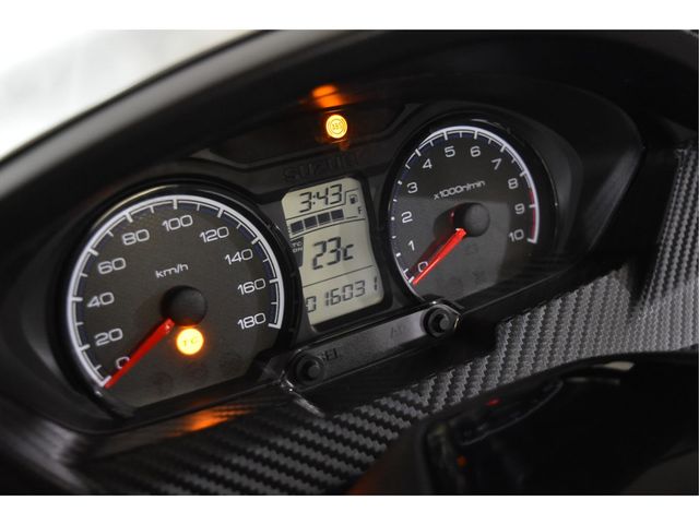 suzuki - burgman-400