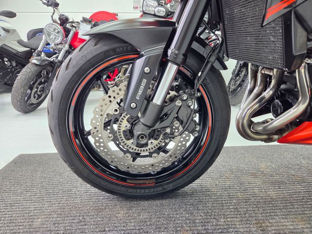 kawasaki - z-800-performance