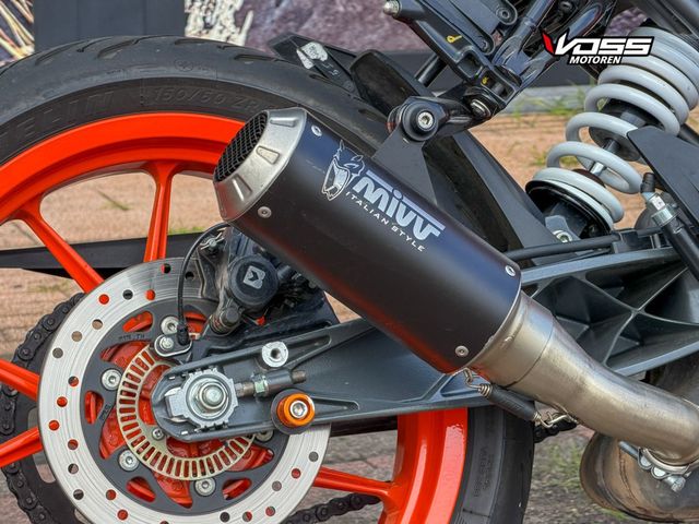 ktm - 125-duke