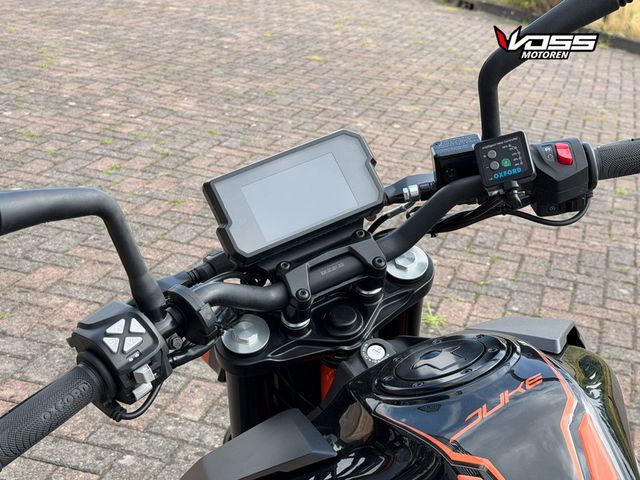ktm - 125-duke