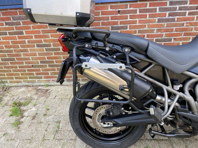 triumph - tiger-800-xrt