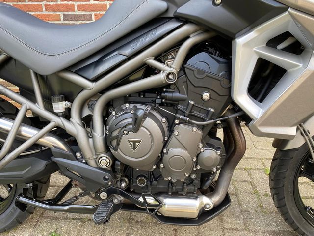triumph - tiger-800-xrt
