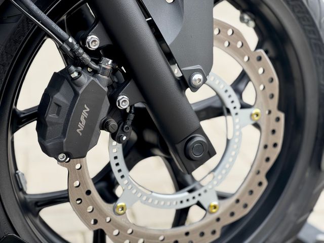 honda - nc-750-x-abs