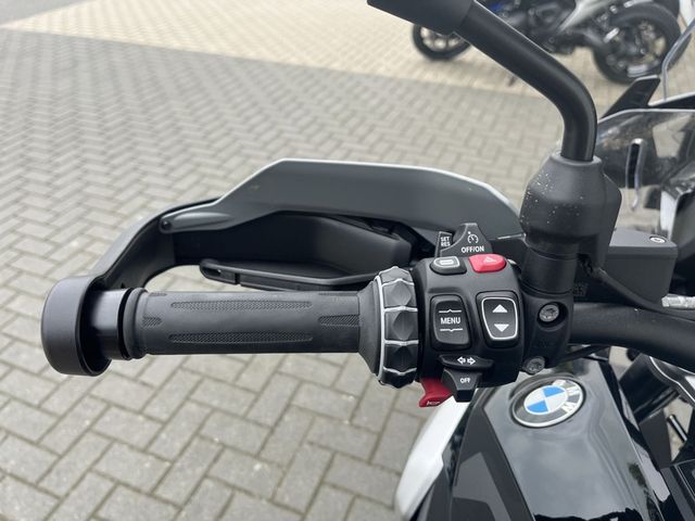 bmw - r-1300-gs