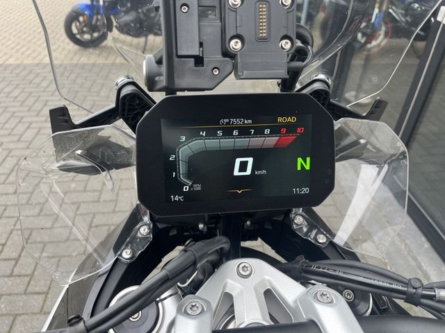 bmw - r-1300-gs