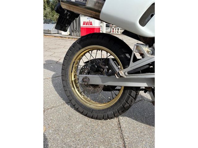 honda - nx-650--dominator