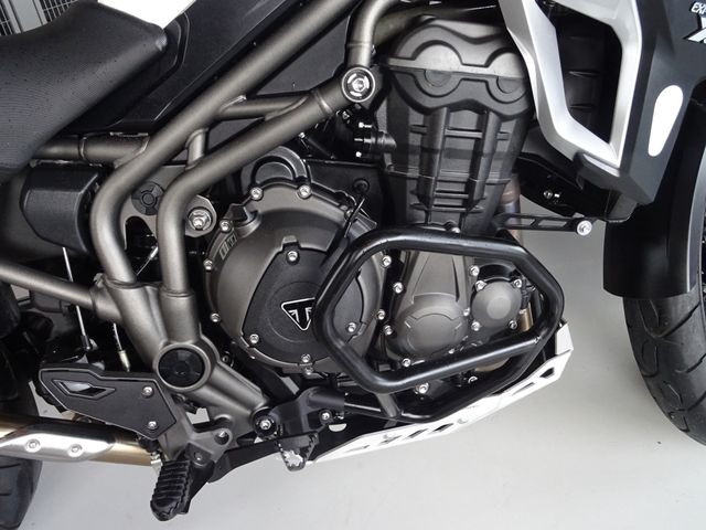 triumph - tiger-explorer-xcx