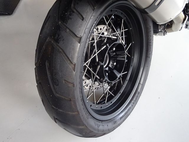 triumph - tiger-explorer-xcx