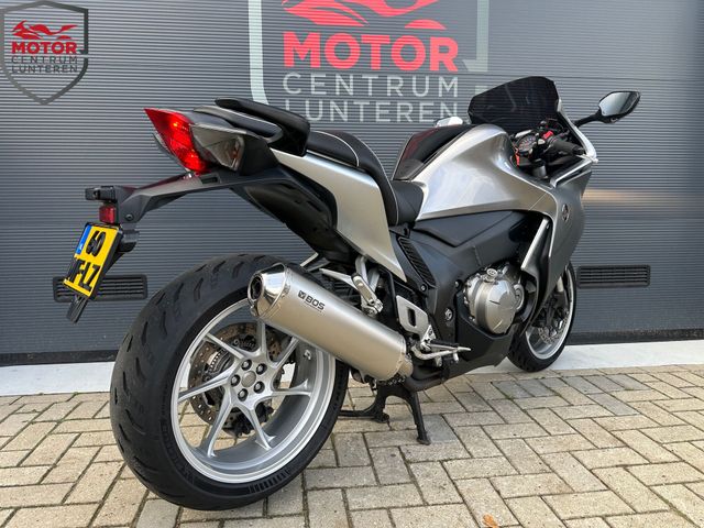 honda - vfr-1200-f