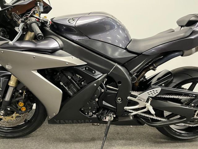 yamaha - yzf-r1