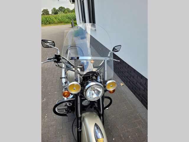 kawasaki - vn-800-classic