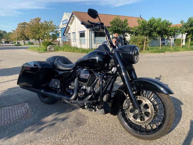 harley-davidson - road-king-special