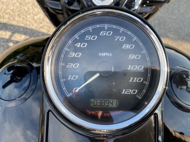 harley-davidson - road-king-special