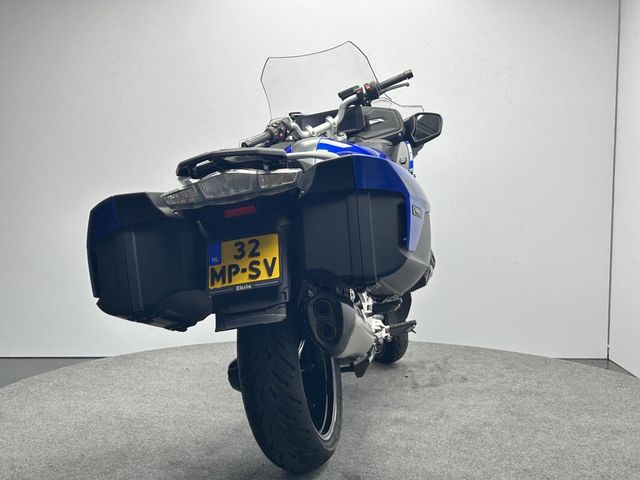 bmw - r-1250-rt