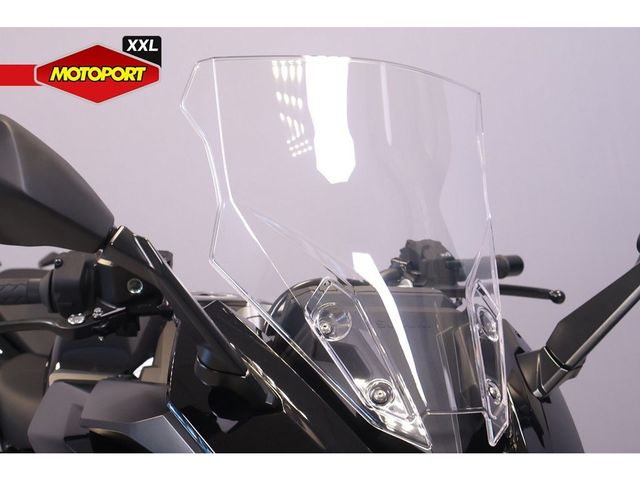 suzuki - gsx-s-1000-gt