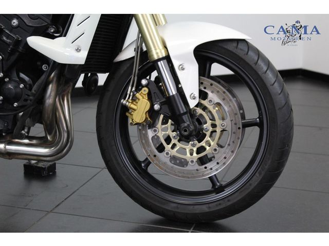 triumph - street-triple