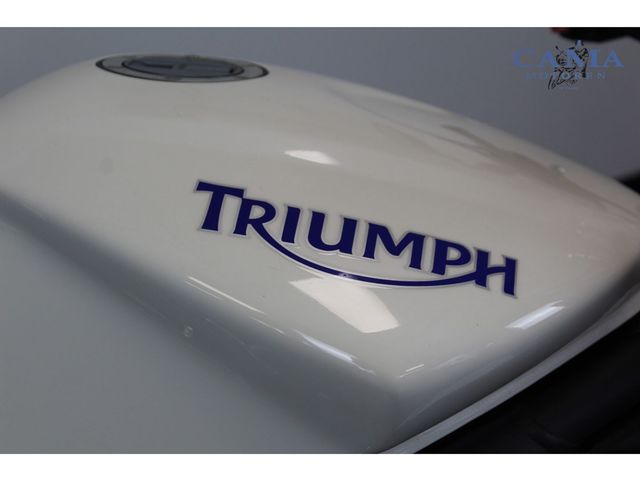 triumph - street-triple