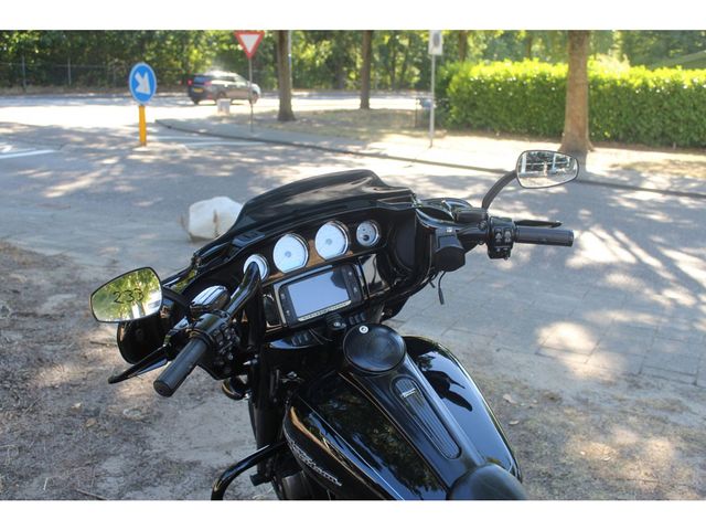 harley-davidson - street-glide-flhx