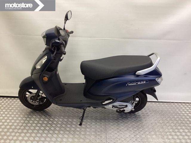 suzuki - address-125