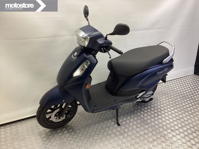 suzuki - address-125