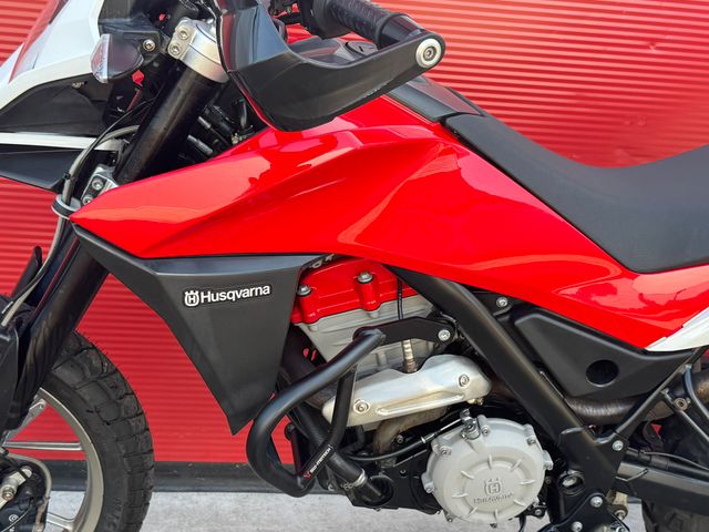husqvarna - tr-650-strada-abs