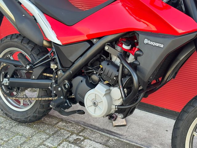 husqvarna - tr-650-strada-abs