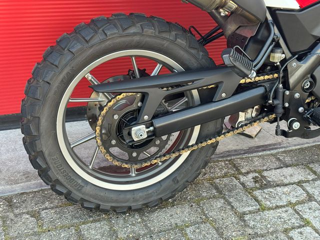 husqvarna - tr-650-strada-abs